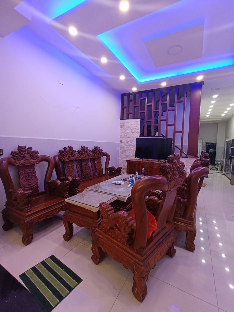 BÁN NHÀ HÓC MÔN, GẦN TRƯỜNG THCS TAM ĐÔNG - HẺM NHỰA 8M - 5×15 - GIÁ 3,55 TỶ