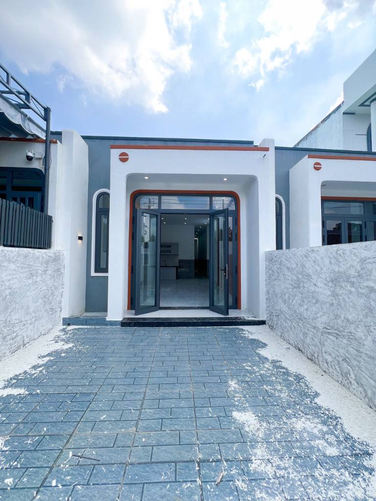 HÀNG HIẾM - CÒN LẠI 1 CĂN NHÀ CẤP 4 GIÁ CHỈ 1 TỶ 660 NGAY TRUNG TÂM PHƯỜNG