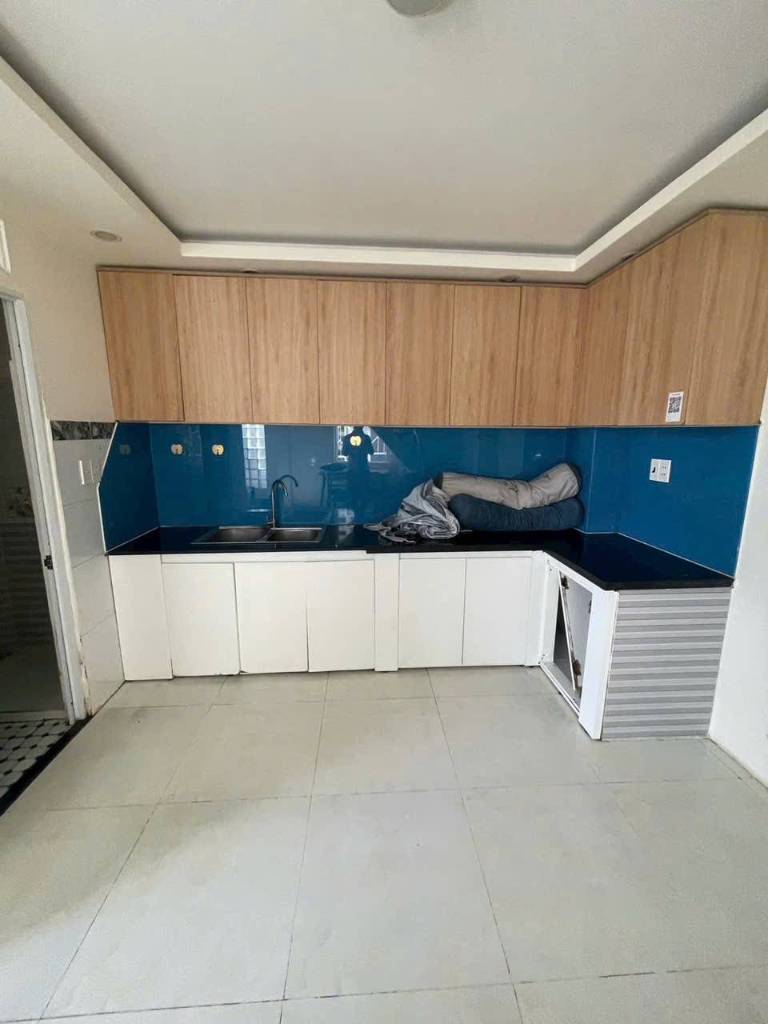 Bán CHDV Đ. Nguyễn Ảnh Thủ HT DT 260m2 10P giá nhỉnh 7 tỷ