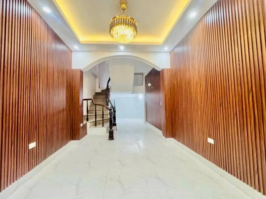 HIẾM! - Bán nhà Ngõ ô tô Thịnh Liệt - Giải Phóng - Hoàng Mai, 33m xây 5 tầng, 4PN, 8,6 Tỷ