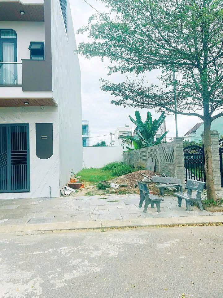 Bán lô đất gần Vinhome Grand Park, 100m², giá chỉ 1.5 tỷ