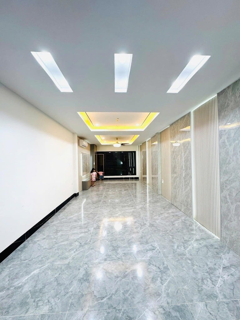 SIÊU PHẨM PHỐ TRẠ –NGÕ TO HƠN PHỐ –THANG MÁY XỊN – Ở SƯỚNG, KINH DOANH ĐỈNH– 60M² – 7 TẦNG –19.65 TỶ