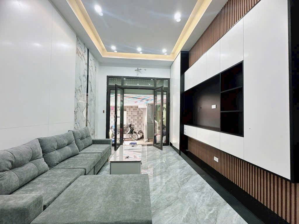 Bán nhà bạch mai 4 tầng long lanh ngõ thông hai bà trưng