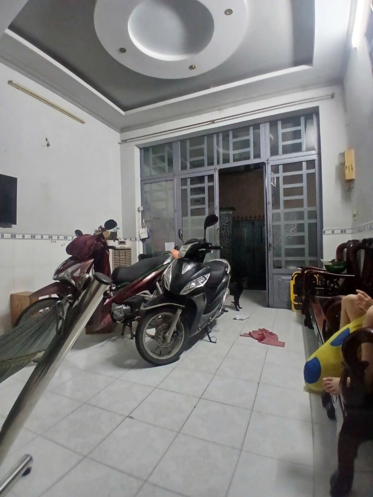 HẺM XE HƠI TRẢI NHỰA MỘT SẸC NGẮN LÊ VĂN KHƯƠNG - GẦN CHỢ THIẾC- 100M2 - GIÁ 5.68 TỶ