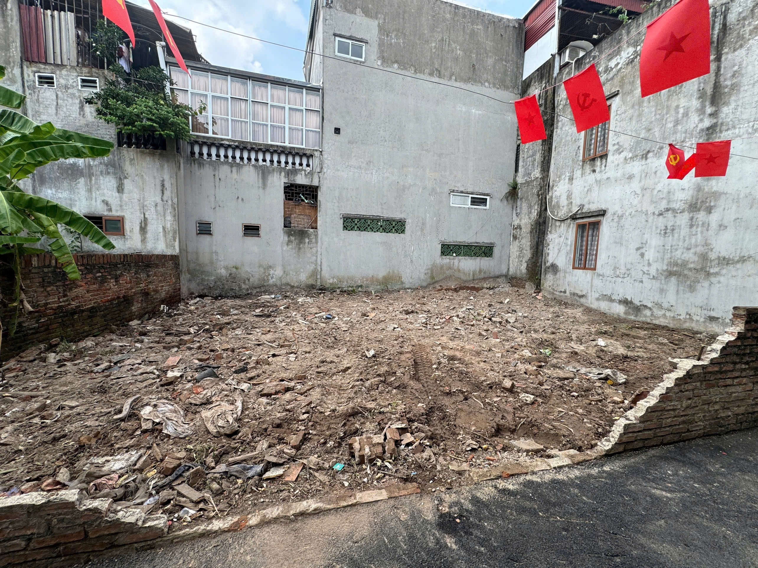 Bán đất Việt Hưng, Long Biên, lô đất vuông đẹp 65m², mặt tiền 6,5m, vị trí hiếm có