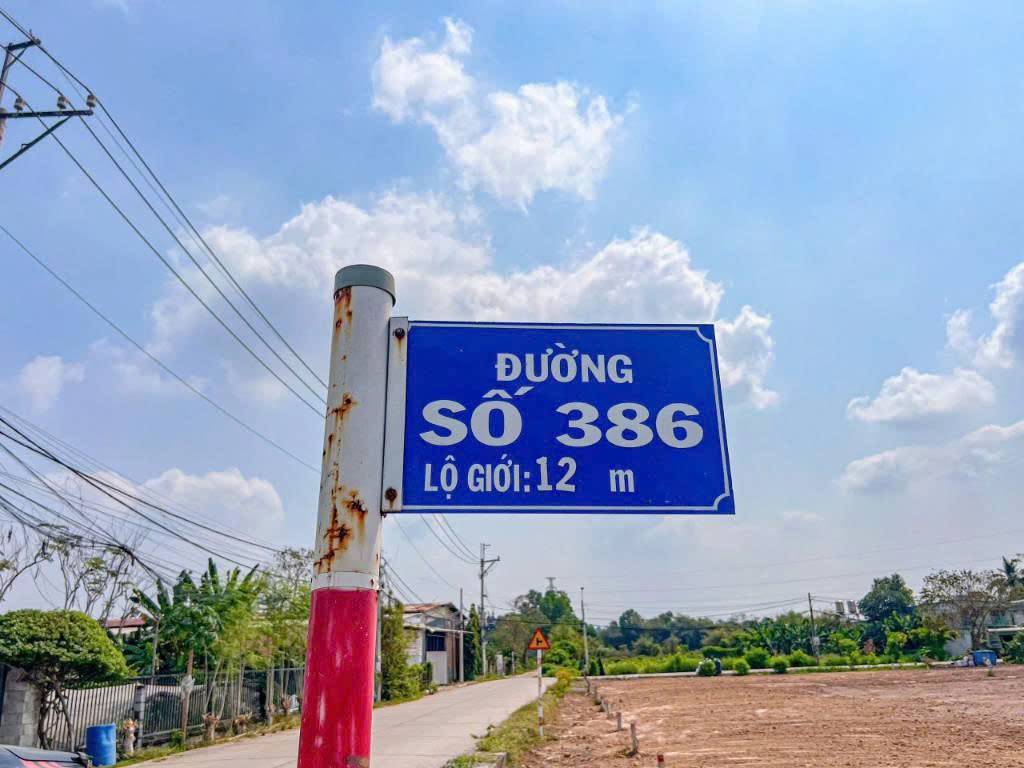 Bán gấp lô đất mặt tiền KCN Tây Bắc, 187m² full thổ cư, chính chủ, sổ hồng riêng, giá 2 tỷ 250