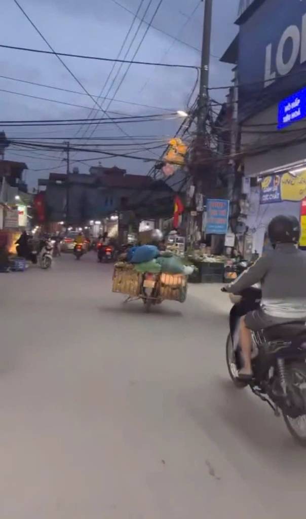 Bán lô góc kinh doanh Sáp Mai, Đông Anh, diện tích 71,5m², thu nhập 15tr/tháng