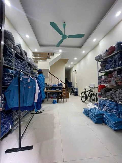 Bán nhà Ngô Quyền Quang Trung, Hà Đông, 51m² x 4 tầng, giá 10.6 tỷ – vị trí đẹp, gần ô tô tránh