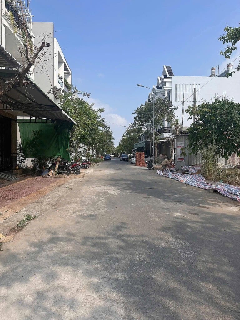 Nền đẹp B34 KDC 91B gần Đại học y dược, đh FPT