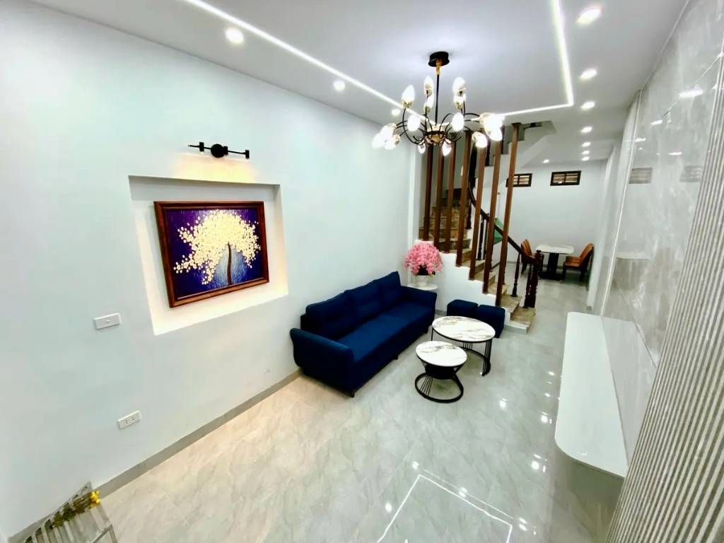 Bán nhà Định Công, Thanh Xuân, 31m xây 4 tầng đẹp, 4 phòng ngủ full nội thất, giá 6,9 tỷ