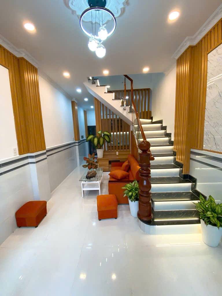 Bán nhà mới trệt 1 lầu Phạm Thế Hiển hẻm xe ba gác – SHR – giá 4.45 tỷ