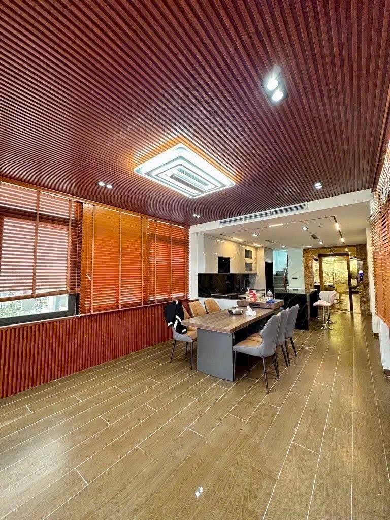 CHO THUÊ NHÀ NGUYÊN CĂN NGUYỄN GIA BỒNG -LONG BIÊN-7T-TM-Ô TÔ TRÁNH-NHÀ MỚI-FULL ĐỒ