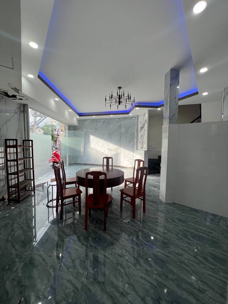 BÁN NHÀ NGUYỄN THƯỢNG HIỀN, 18M2/52M2, 4 TẦNG, 5Mx10M, 6,5TỶ, P.5, BÌNH THẠNH CŨ, MẶT TIỀN, ĐANG CHO THUÊ 30TR/Tháng