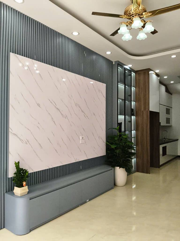 BÁN NHÀ MỚI XÂY CẠNH CHỢ MẬU LƯƠNG, 5 TẦNG, MẶT NGÕ KINH DOANH, GIÁ CHỈ 7.X TỶ