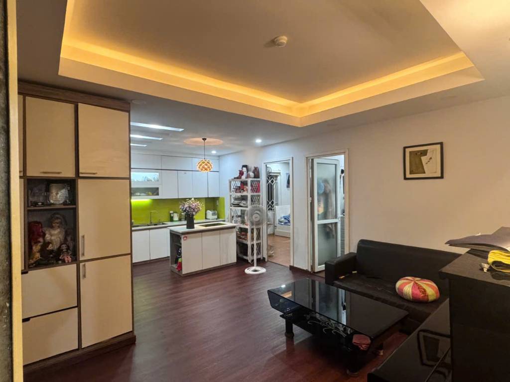 Bán căn chung cư Hưng Phú, full nội thất, tầng 3 toà B, sổ hồng riêng siêu hiếm