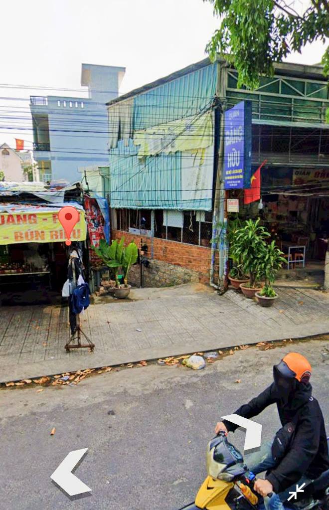 Bán đất hẻm Tôn Thất Tùng, cách biển Hòn Chồng 190m, cách chỗ đậu ô tô 15m