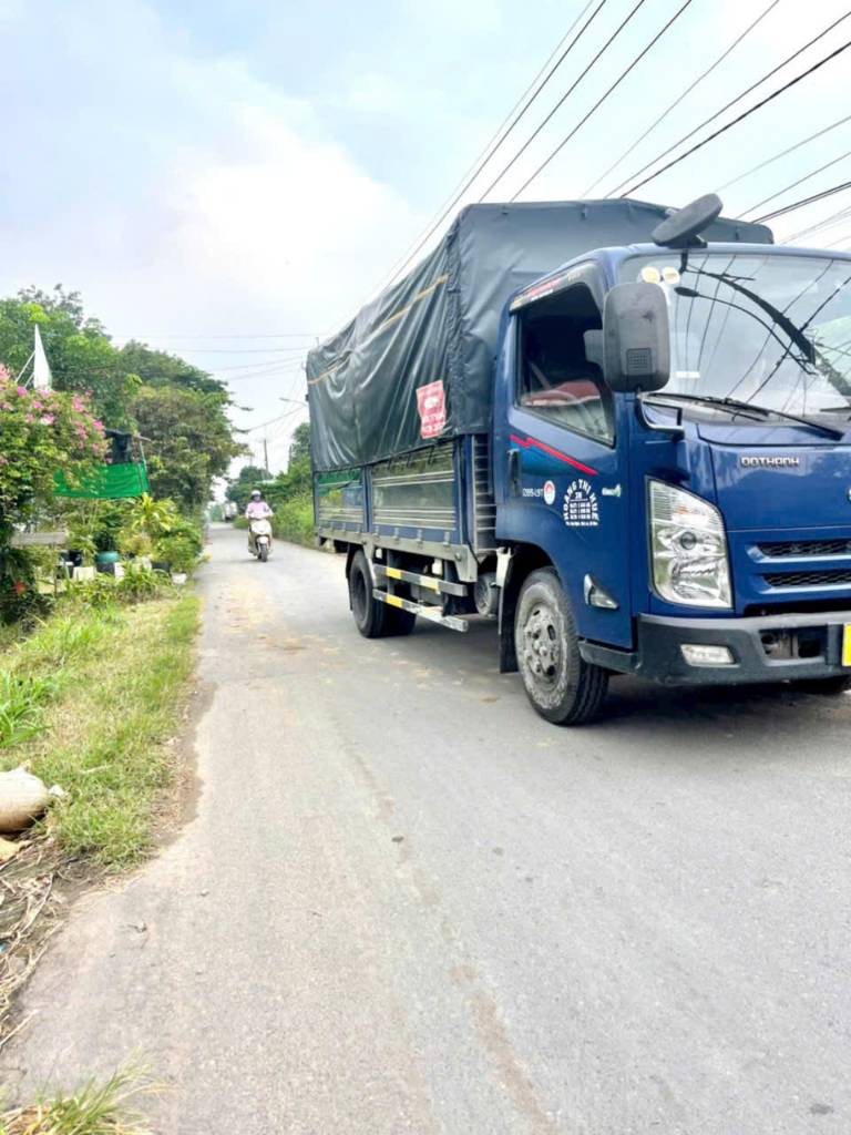 Bán 2 lô đất thổ cư 1/ tỉnh lộ 15, xã Tân Thạnh Đông, giá 2,6 tỷ (115m2 ), 3,5 tỷ (161m2 )