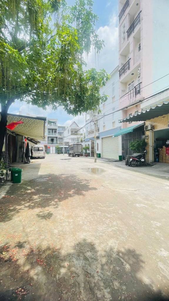 Đất tiện xây CHDV. Ngang 4,6m trở lên. Lộ giới từ 5m. Giá 10tỷ quay đầu. Khu vực Tân Bình, giá tốt