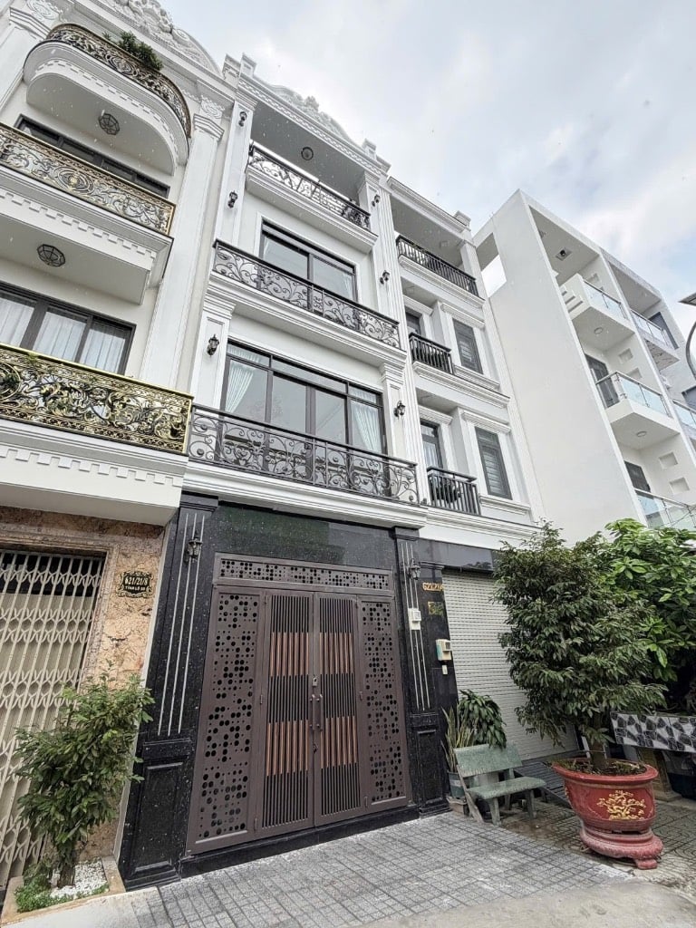 Bán nhà khu Tên Lửa, hẻm 5m có vỉa hè, ô tô đỗ, dt 54m2 4 tầng, 5PN 6WC