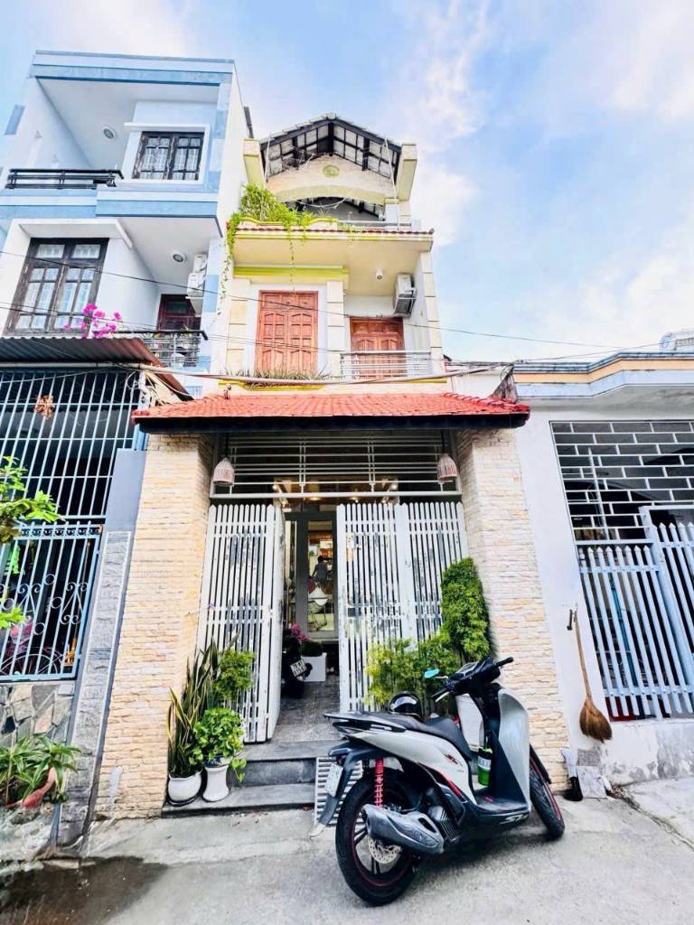 BÁN NHÀ HẺM NGUYỄN KHUYẾN – GIÁ YÊU THƯƠNG CHỈ 4 TỶ 3
