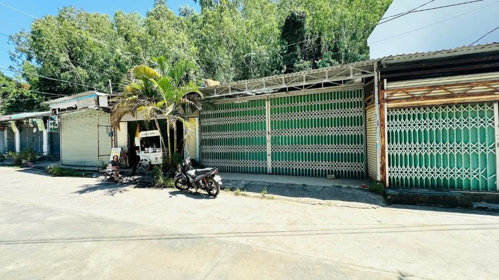 Bán nhà mặt tiền Ngô Đến, ngay cổng chào Suối Khoáng Nóng Tháp Bà
