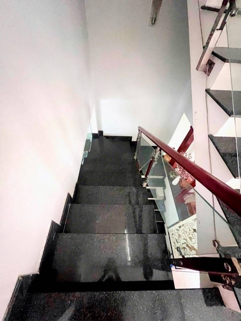 Cần Bán Nhà Riêng 73m2 Hương Lộ 2, Quận Bình Tân, Tiện Ích Đầy Đủ