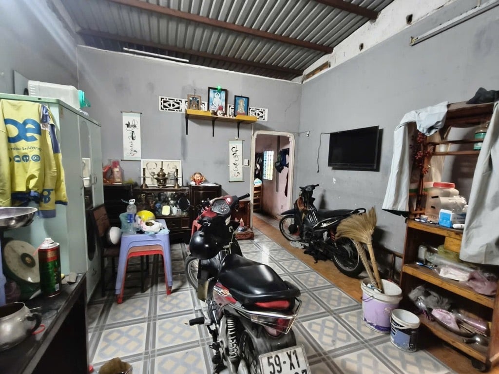 BÁN NHÀ HÀNG THƠM, CẦU TĂNG LONG, LÃ XUÂN OAI, XE TẢI THÔNG, CHỈ 5.9 TỶ
