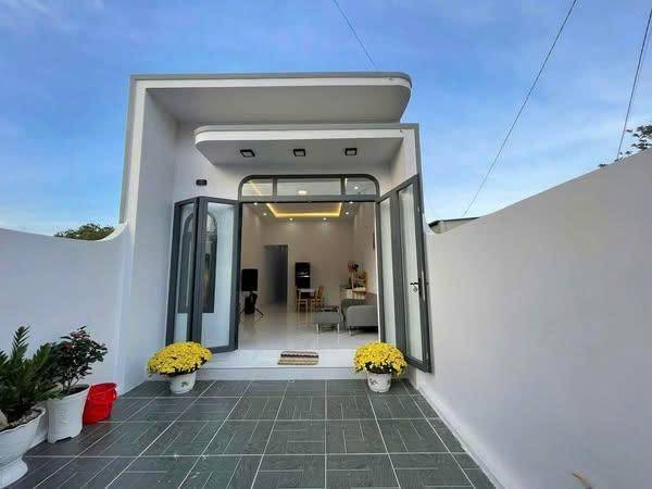 BÁN NHÀ PHƯỚC TÂN, NHÀ PHỐ CẤP 4 GIÁ TỐT, SỔ RIÊNG