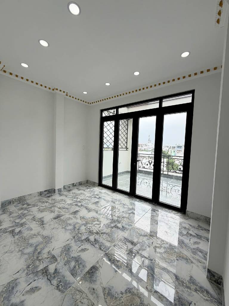 Bán nhà Tỉnh lộ 10 khu Tên Lửa, cách Aeon 5p, HXH, 4 tầng, giá nhỉnh 7 tỷ