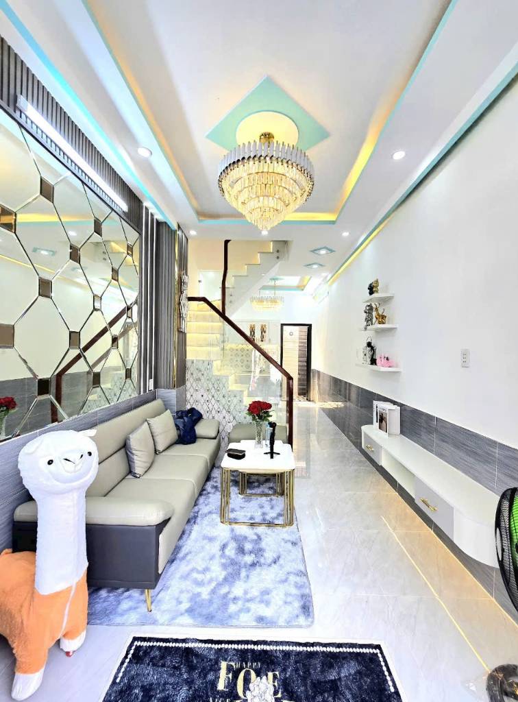 Bán nhà Huỳnh Tấn Phát, 2 căn nhà đẹp liền kề, 3 lầu, full nội thất, xe hơi đậu trước cửa nhà