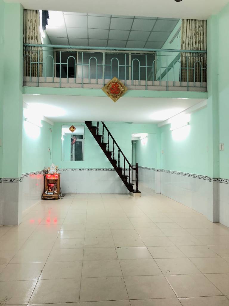 Cho thuê nhà mặt tiền Nguyễn Sơn, Tân Phú, 4x13, 1trệt - 1lửng - 2PN - 2WC - 1Bếp - 90m2