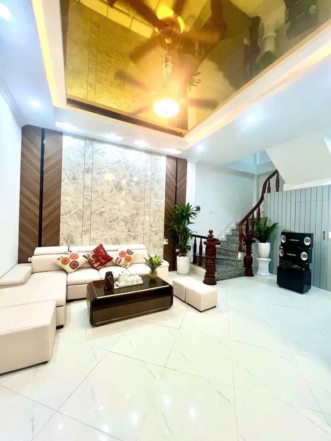 Bán nhà Trường Chinh - Đống Đa, 5 tầng, 3 ngủ, Full đồ đẹp ở ngay, sổ đỏ chính chủ, 8,68 Tỷ