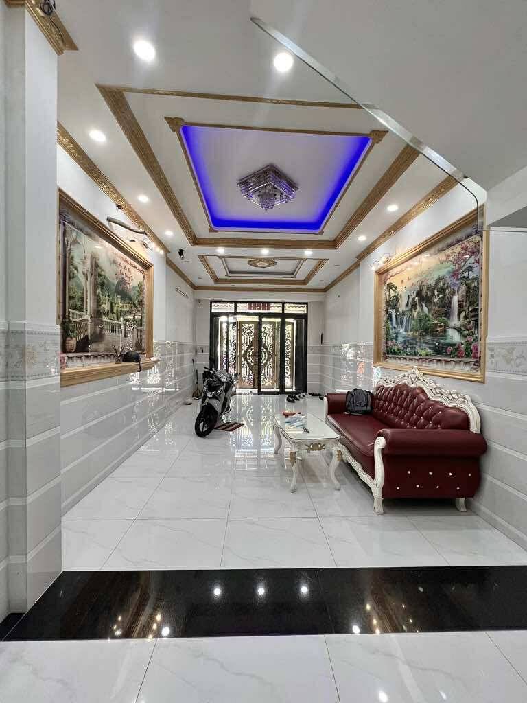 Bán nhà Nguyễn Nhữ Lãm, Tân Phú, HXH 10m, 90m2, 3 tầng, 3PN Master, chỉ 10.3 tỷ TL