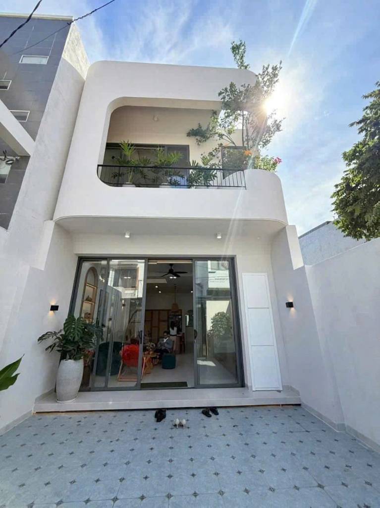 Bán nhà Cần Đước Long An, gần Five Star, dt 112,6m², mặt tiền lớn, tiện kinh doanh, giá 2,6 tỷ