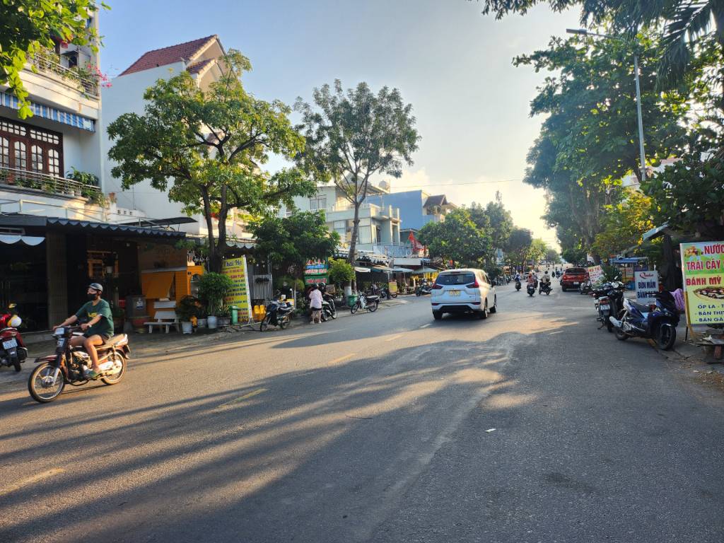 Bán nhà mặt tiền Núi Thành – vị trí vàng trục huyết mạch trung tâm TP Đà nẵng - 71m2 - sổ đẹp