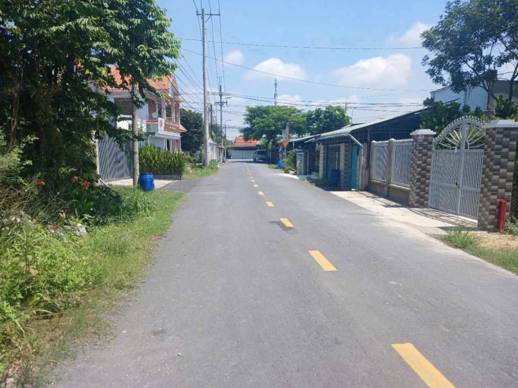 Bán gấp đất MT 488 Phú Hòa Đông, Củ Chi, đường nhựa, diện tích 138m2, giá rẻ