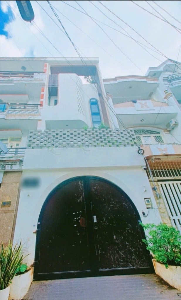 Bán nhà Phan Huy Ích, Gò Vấp, dt 76m2, hẻm 6m, nhà mới đẹp, tổng giảm 2 tỷ còn nhỉnh 9 tỷ