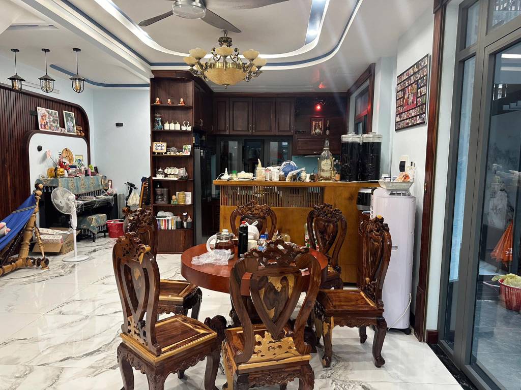 Bán biệt thự khu Vip Tên Lửa, gần siêu thị Nhật, dt 8x21m, vị trí đẹp, giá 23,8 tỷ TL