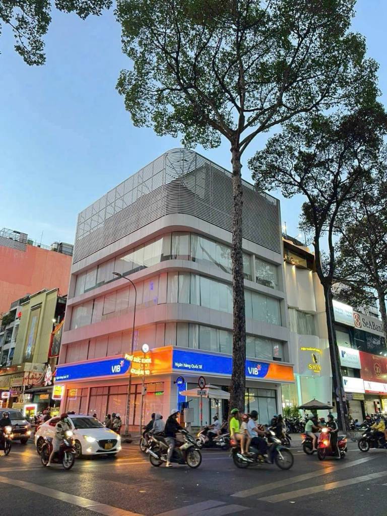 Siêu phẩm! Nhà góc 2 mặt tiền Võ Thị Sáu Q3 - (7x15m) - 3 tầng - HĐT 140tr/th - Giá chỉ 37.9 tỷ TL