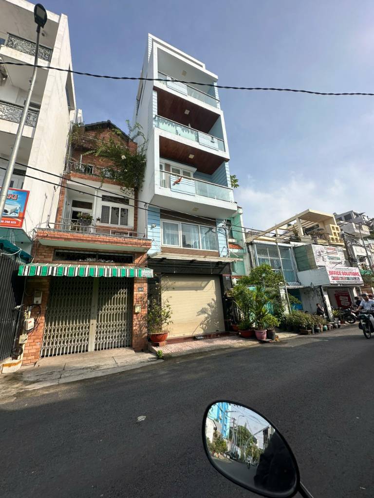 BÁN NHÀ MẶT TIỀN TAM ĐẢO, CƯ XÁ BẮC HẢI, QUẬN 10, 5 TẦNG KIÊN CỐ, GIÁ 19 TỶ