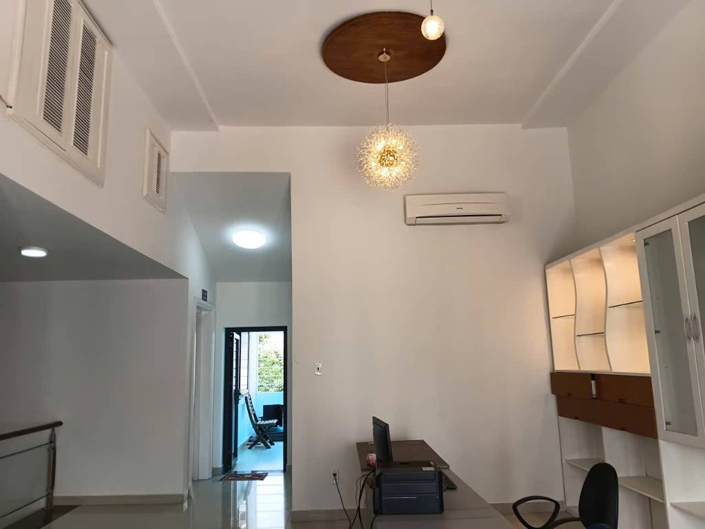 Bán nhà biệt thự khu nam long, Trần Trọng Cung, Q7, 3 lầu, giá tốt