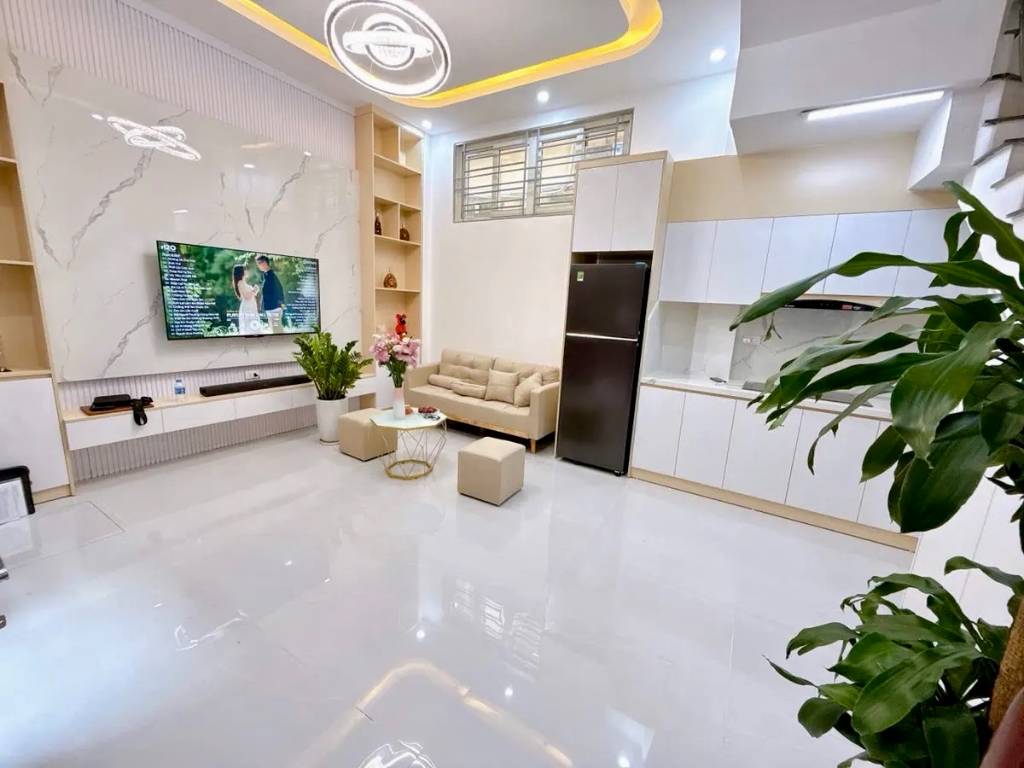 Bán nhà Đống Đa – Nhà phố Thái Thịnh 5 tầng, 3 ngủ, full nội thất, giá chỉ 7.75 tỷ