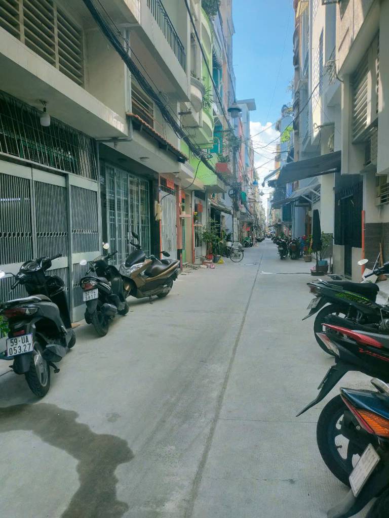BÁN NHÀ NGUYỄN ĐÌNH CHIỂU, QUẬN 3, HẺM XE HƠI, 3.3x9M, 4 TẦNG, 8.8 TỶ