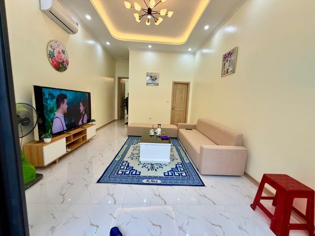 BÁN NHÀ MỖ LAO, LÔ GÓC THOÁNG SÁNG, MẶT TIỀN RỘNG, NHÀ ĐẸP Ở LUÔN, GẦN CÔNG VIÊN- 9,5 TỶ