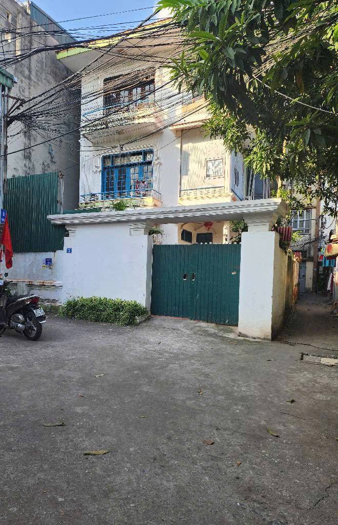 Siêu hiếm, bán nhà Lĩnh Nam, Hoàng Mai, diện tích 240m², ô tô đỗ, giá 52,9 tỷ