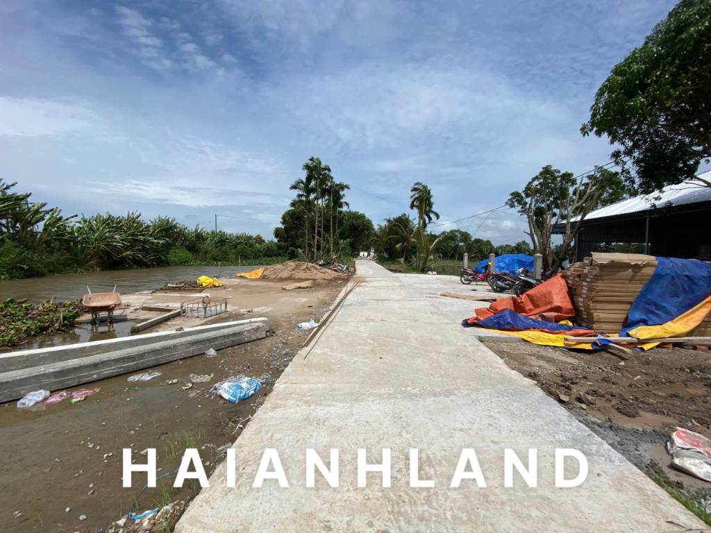 Bán đất liền kề MT kênh Hè Thu 2, gần ngã ba Lạc Hồng, vị trí đẹp, giá 2,8 tỷ