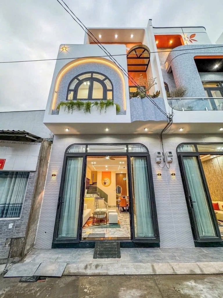 Bán nhà gần trung tâm y tế Dĩ An, P.Dĩ An, TP Dĩ An, 140m2, giá 1.55 tỷ