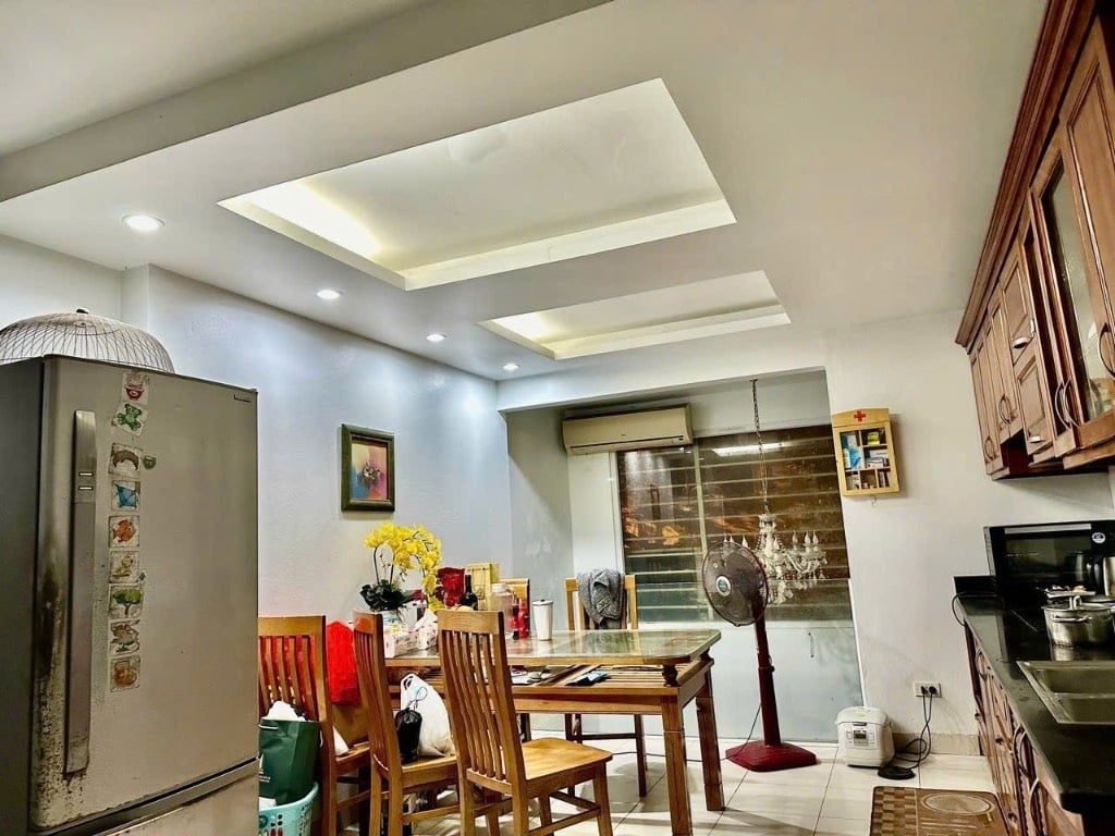 BÁN NHÀ ĐẸP VIEW HỒ -LÔ GÓC– PHỐ NGUYỄN VĂN TRỖI, TRUNG TÂM HÀ ĐÔNG – Ô TÔ TRÁNH ĐỖ CỬA