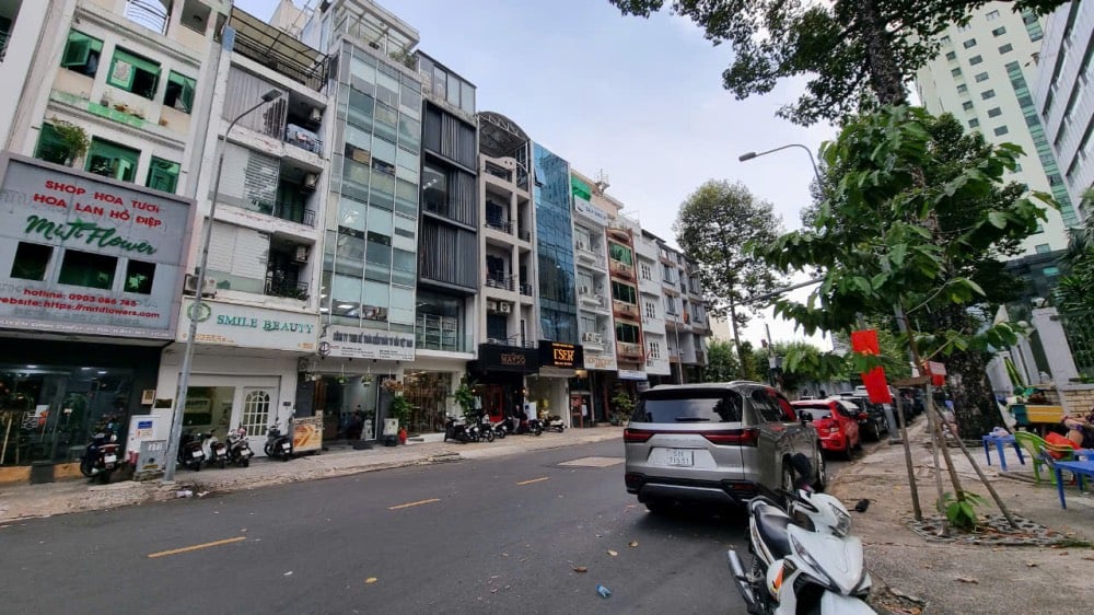 Bán căn hộ dịch vụ Nguyễn Đình Chiểu, Quận 1, hầm thang máy, kinh doanh ổn định