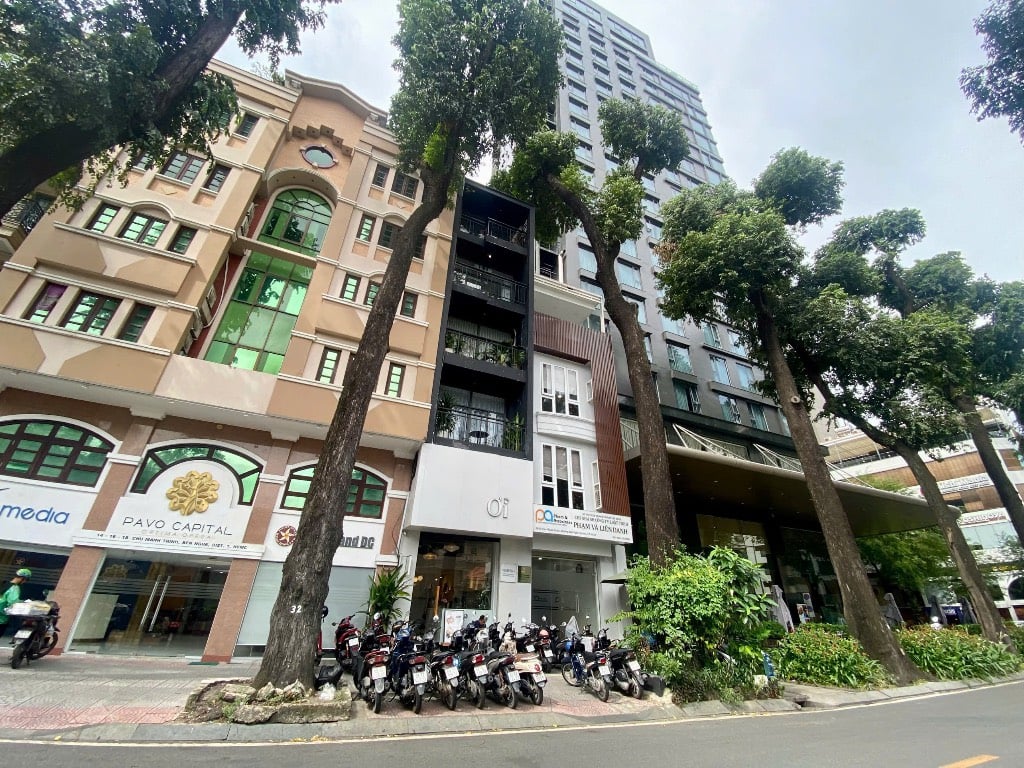 Bán nhà Chu Mạnh Trinh, Quận 1, 5 tầng, diện tích 52m², vị trí kim cương, giá 62 tỷ